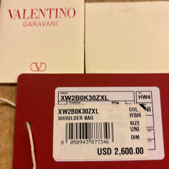 Valentino Garavani Pink Shoulder Bag, Perfect condition! - Picture 12 of 12